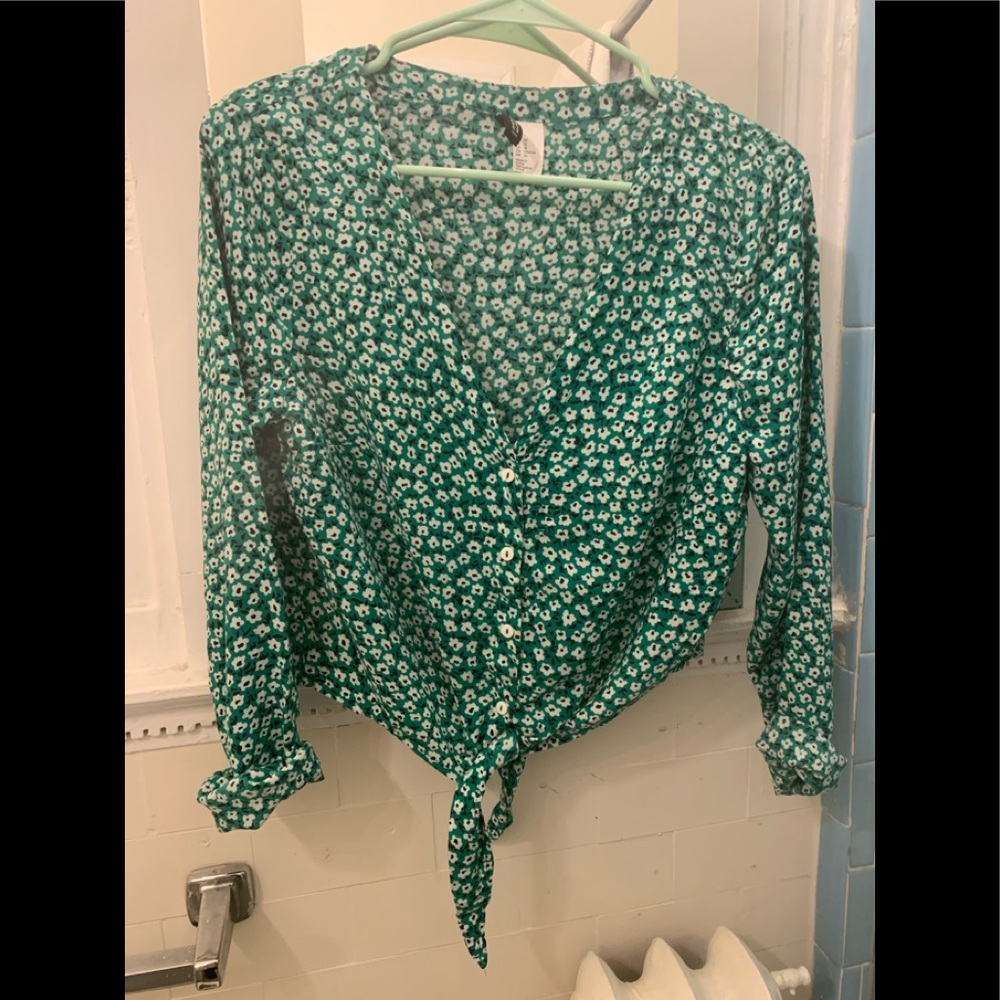 H&M Crop Top Blouse with Tie